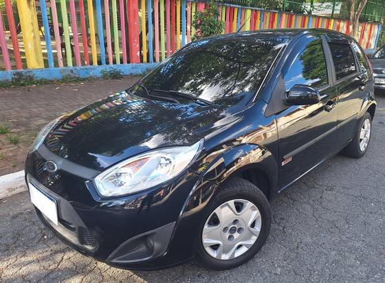 FORD FIESTA 1.0 ROCAM 8V FLEX 4P MANUAL FORD FIESTA 1.0 ROCAM 8V FLEX 4P MANUAL